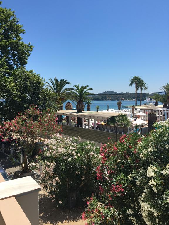 Malibu Summer Studios Дассия Экстерьер фото